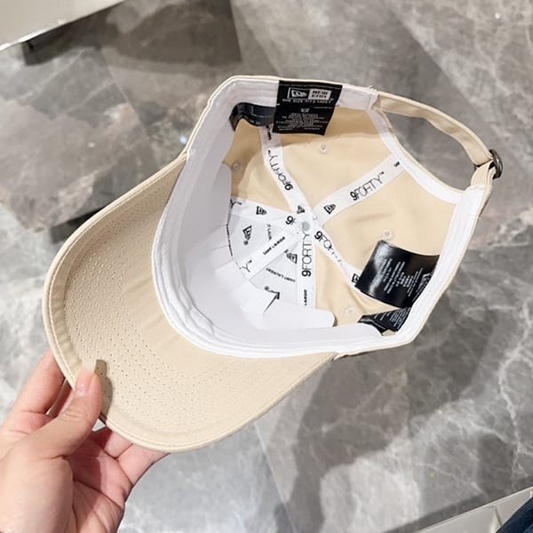 目を惹くカラーサンローラン★CASQUETTEベースボールキャップ n級品 2色 Say03083